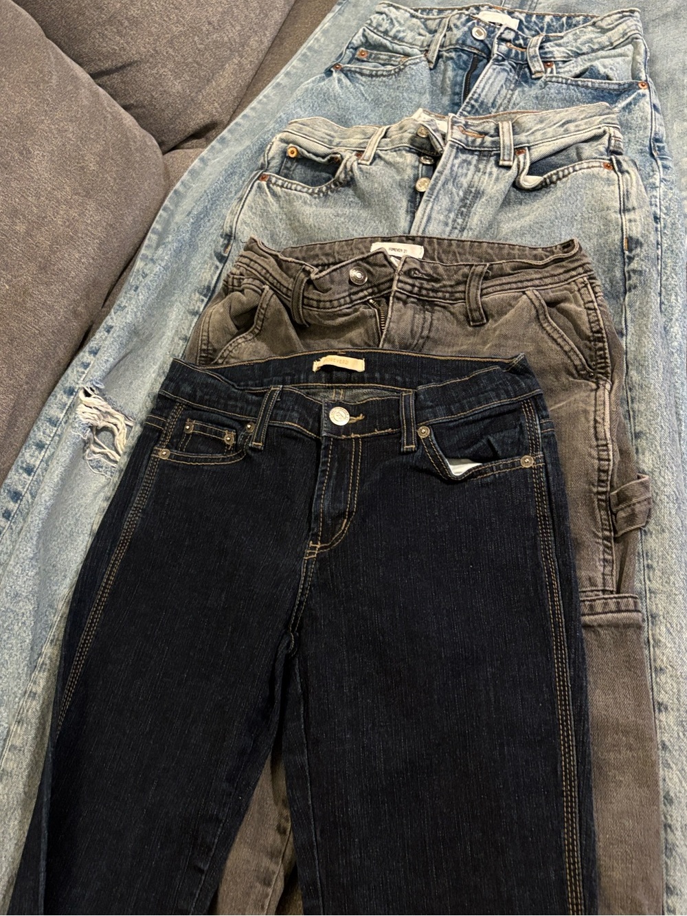Lot of 4- blue Top Shop and H&M, black H&M and Forever 21 dark blue - S/ 24
